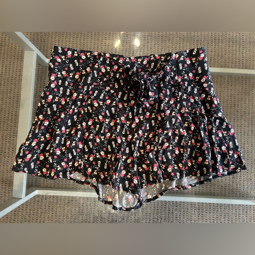 Kirious Los Angeles shorts